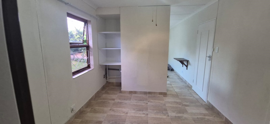 To Let 1 Bedroom Property for Rent in Heiderand Western Cape